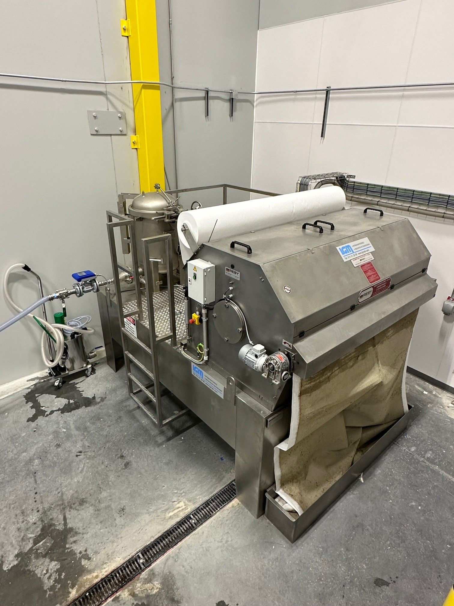 Rostfri filteranläggning